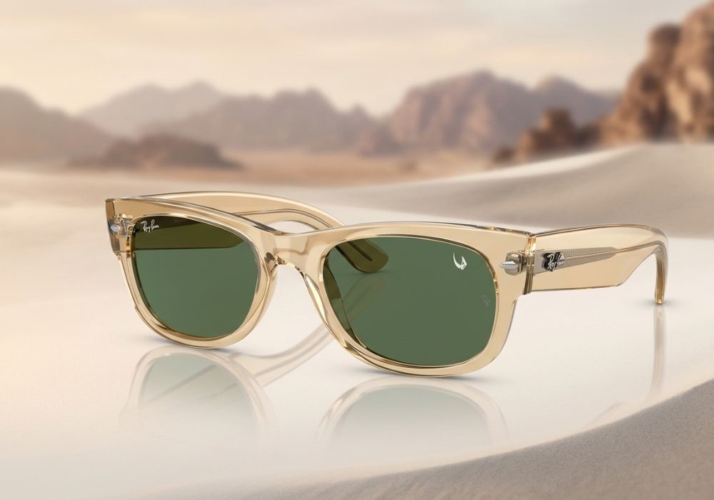 Ray Ban Star Wars Grogu Mega Wayfarer II al cinema