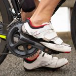 Guida alla cura delle scarpe da bici come lavarle e asciugarle senza fare danni