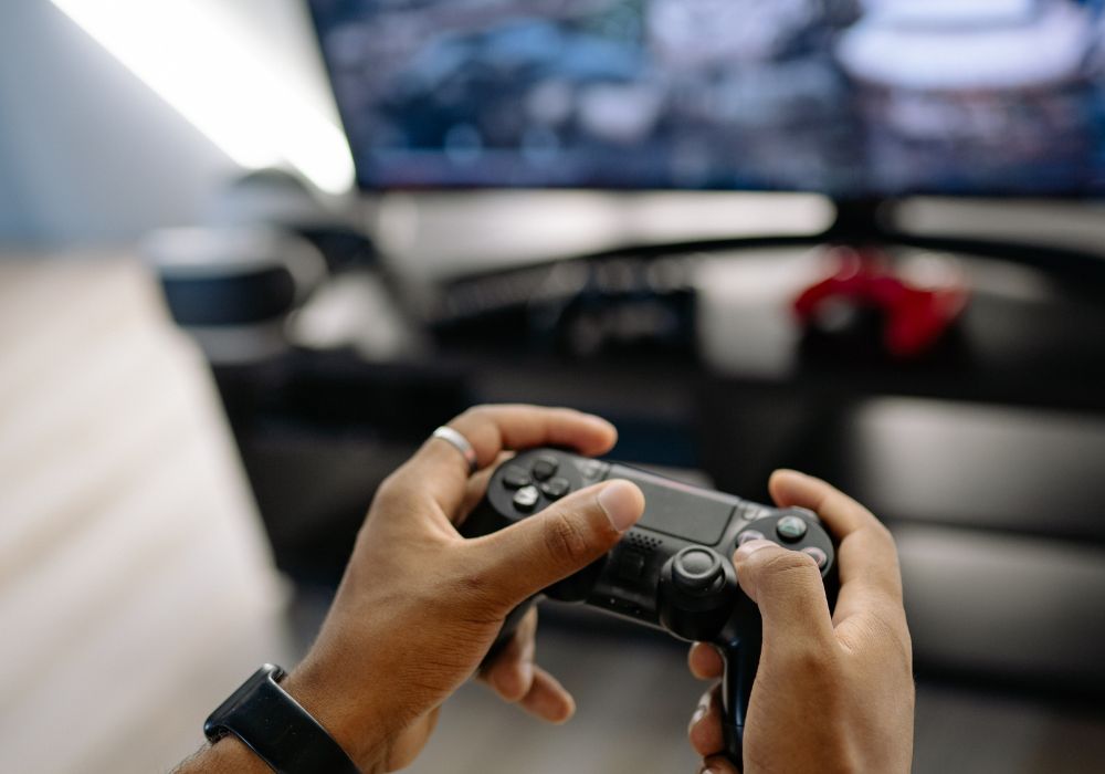 Armi e accessori tratti da videogiochi repliche e collezionabili online